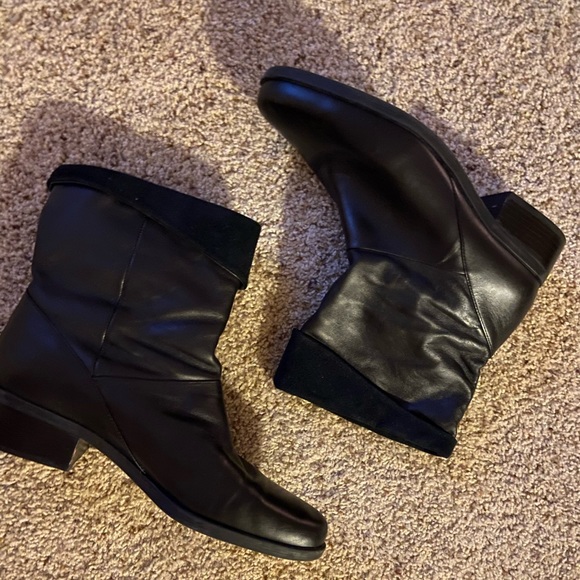 Gorgeous Black Booties🖤 - Picture 14 of 16